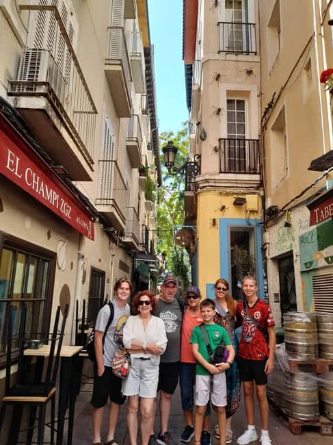 Zaragoza: Private Walking Tour with a Local - What to Expect from the Zaragoza Private Walking Tour