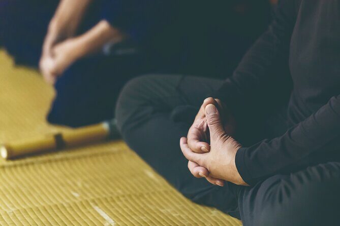 Zen Meditation and Higashiyama Temples Walking Tour - Exploring the Itinerary in Detail