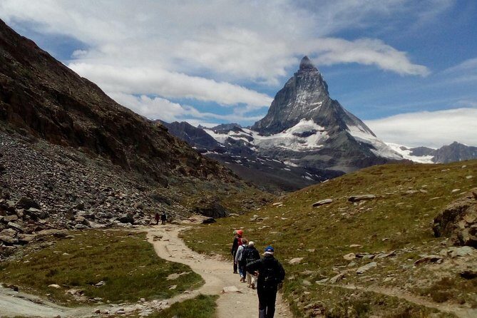 Zermatt Guided Day Hike - An In-Depth Look at the Zermatt Guided Day Hike