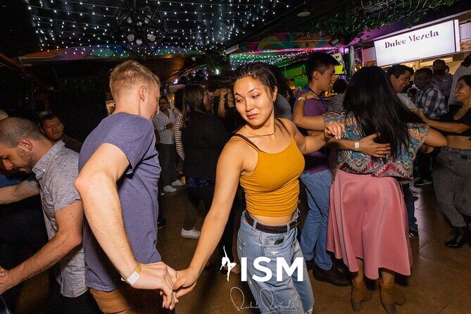 Zero to salsa for beginners - Who Should Consider This Experience?