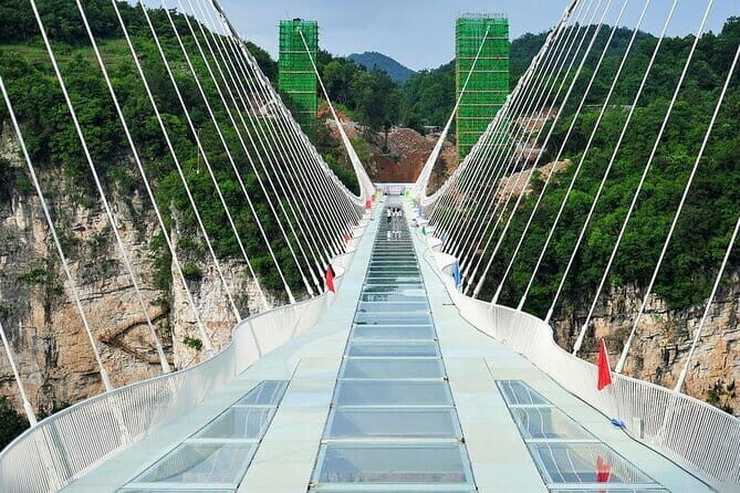 Zhangjiajie and Fenghuang 5 Days Private Tour with accommodations - Key Points