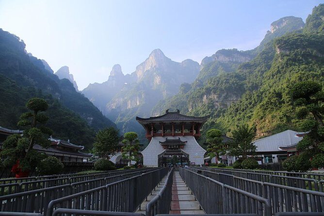 Zhangjiajie Private Day Trip: Zhangjiajie National Forest Park, Avatar Mountain - Golden Whip Brook: Nature’s Quiet Gem