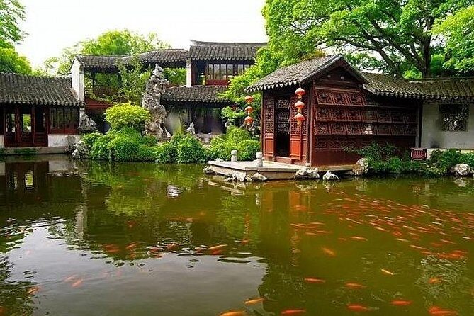 Zhouzhuang and Tongli Water Town Private Transfer Service from Shanghai - Who Should Consider This Tour?