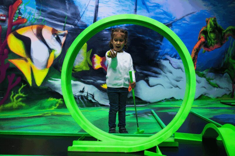 Zurich: Black Light Galaxy Minigolf - What Makes Black Light Galaxy Minigolf Stand Out