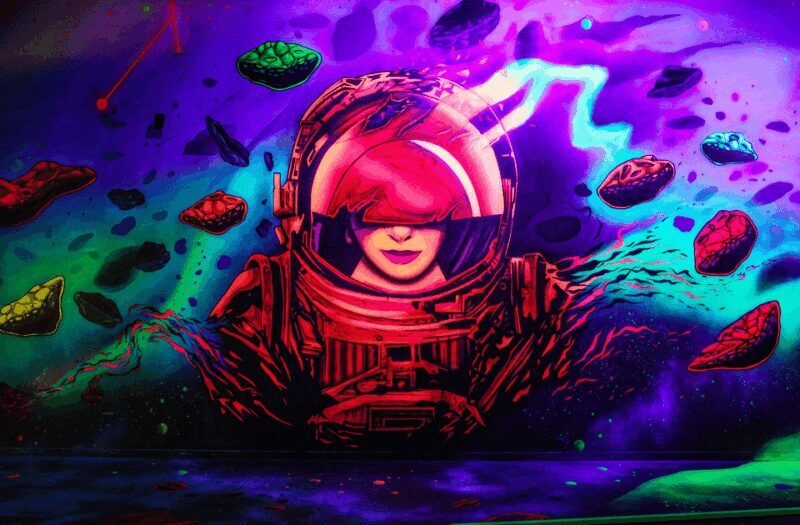 Zurich: Black Light Galaxy Minigolf - Is It Worth the Price?