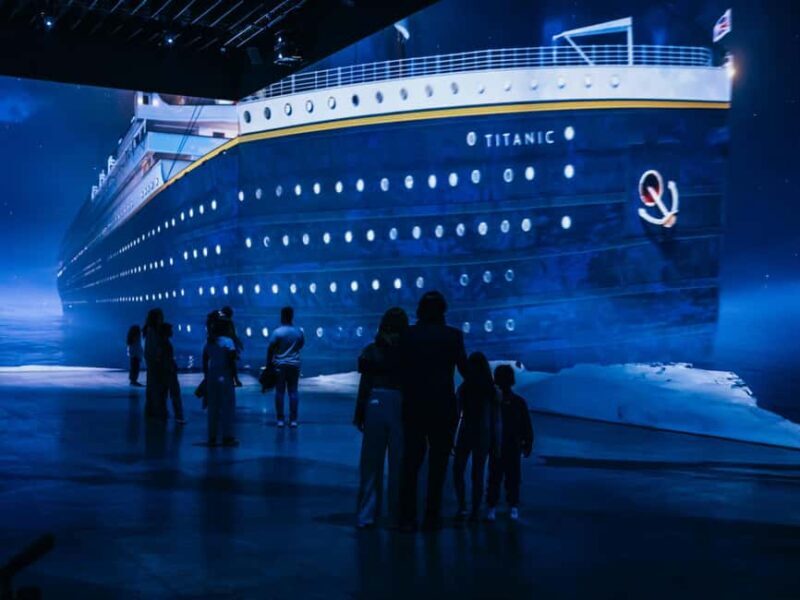 Zurich: Entrance ticket to the "Titanic" immersive exhibition at Lichthalle Maag - Key Points