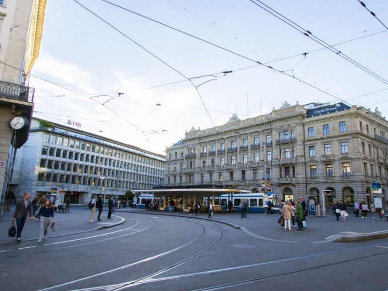 Zurich: Exclusive Swiss Banking Tour with a Local - Key Points