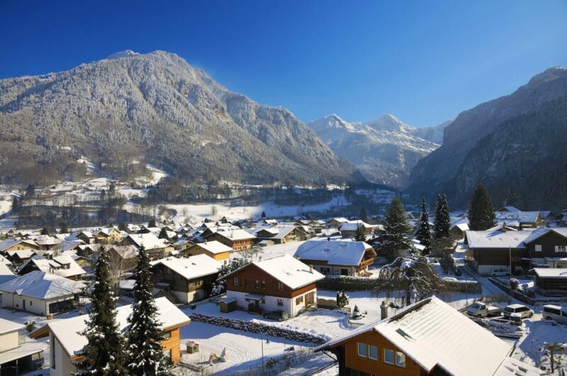 Zurich: Interlaken Day Trip with Chocolate Fondue float - Zurich: Interlaken Day Trip with Chocolate Fondue Float – A Deep Dive into Swiss Charm