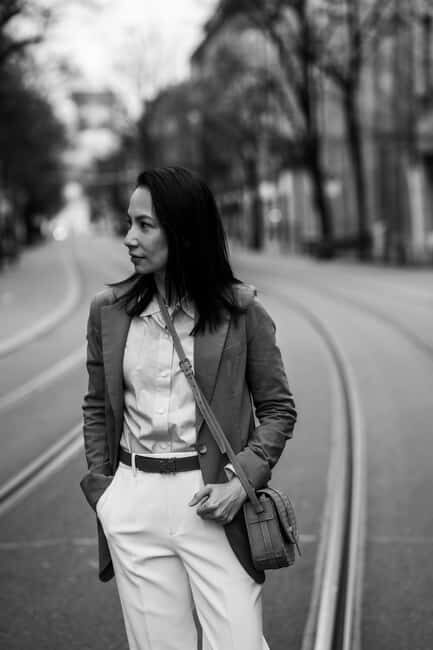 Zurich: Photoshoot & Private Guided Tour with a Local - Final Thoughts: Who Should Consider This Tour?