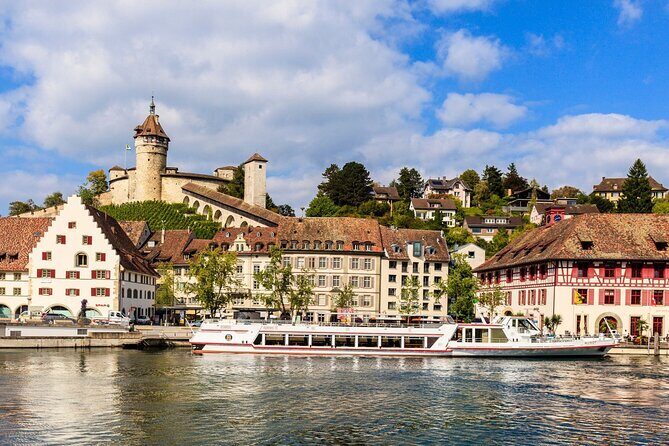 Zürich: Private Car Tour to Rhine Falls, Titisee and Black Forest - FAQ