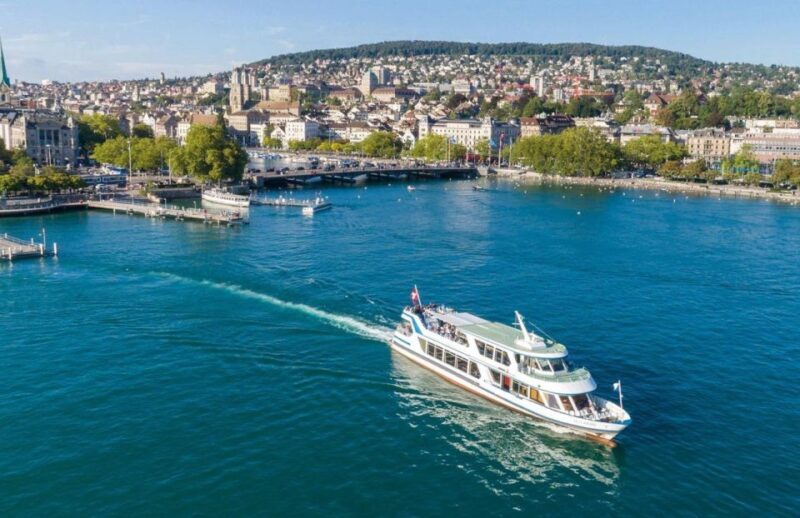 Zürich with Cruise and Lindt Home of chocolate (private) - Starting with Luxury and Flexibility